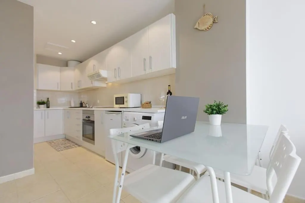 아파트 Estrella Home - Appartamento Vista Oceano 코스타카르마